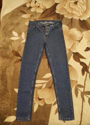 Джинсы скинни