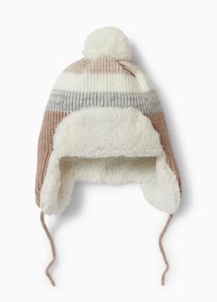 Тепла зимова шапка на 3-6міс c&a