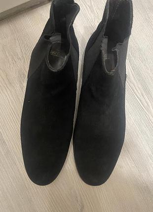 Жіночі замшеві черевички