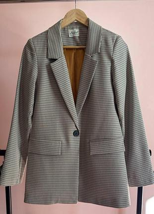 Жакет женский
