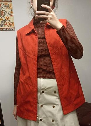 Яркая безрукавка, размер м