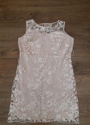 Платье для женщин размер 52-54 пог 60 см,пот 55 см, поб 64 см, длина 106 см