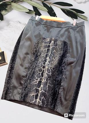 Оригінальна спідниця міді з хутром