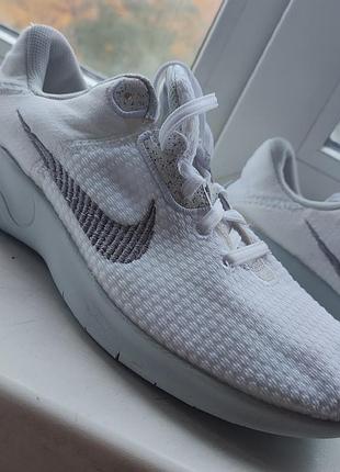 Жіночі кросівки nike flex