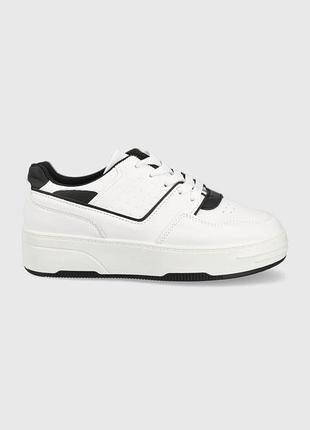 Кроссовки бело-черные