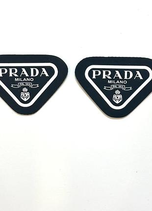 Лейба гумова на клейовій основі 5.5*4см колір чорний логотип