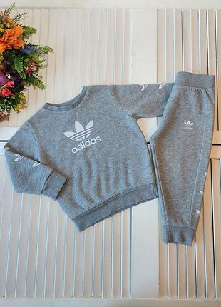 Спортивный костюм на флисе серый меланж на мальчика 2-3года adidas original