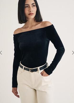 Велюровий смарагдовий зелений топ з довгими рукавами на плечі/з відкритими плечима