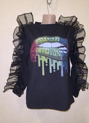 Свитшот с длинными рукавами украшены воланами наклейки губы