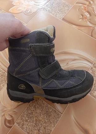 Сапоги детские, в хорошем состоянии, на липучках