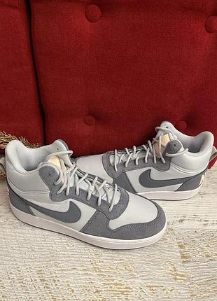 Кожаные фирменные кроссовки nike 42,5р.