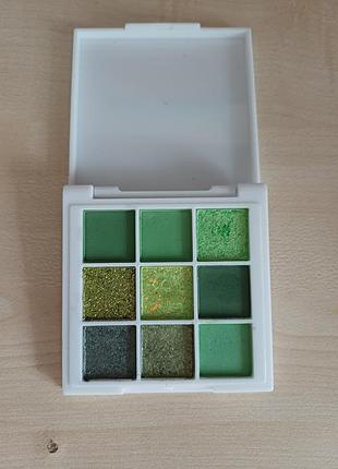 Палітра зелених тіней для повік ; + туш у подарунок ; тіні для повік