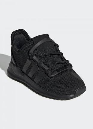 Кросівки adidas