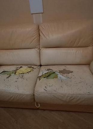 Кожаный диван и 2 кресла бу