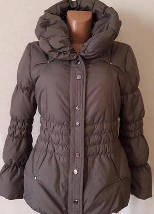 Натуральний пуховик фірми vero moda розмір s
