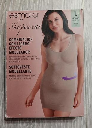 Бежевая удлиненная бесшовная майка с утяжкой корректирующее белье esmara