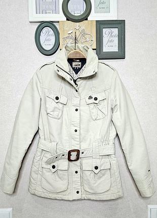Прикольная куртка ватник бренда hilfiger