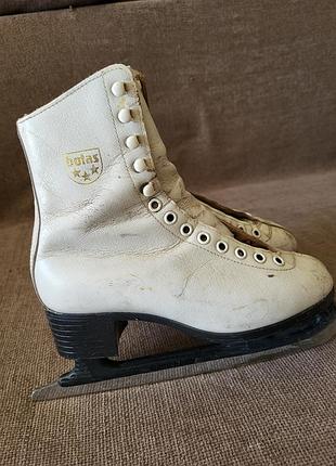 Коньки/кошки для льда