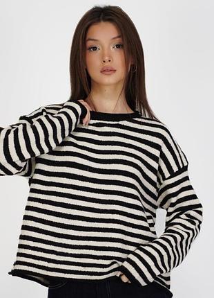 Теплый полосатый джемпер оверсайз j. two italy