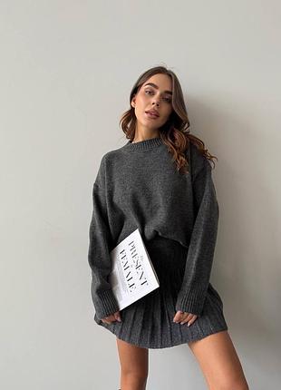 Костюм жіночий