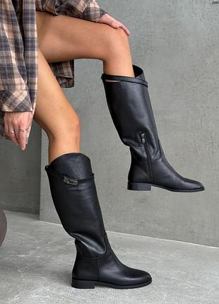 Женские кожаные высокие сапоги
