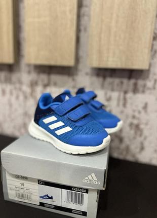 Дитячі кросівки adidas 19 розмір