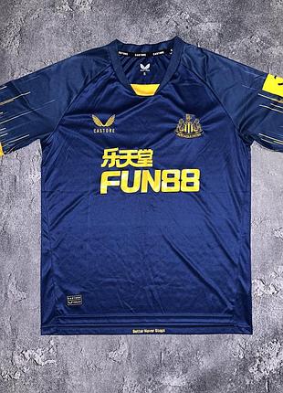 Футбольне джерсі castore newcastle united, s-розмір оригінал