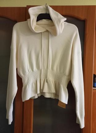 Кофта с баской