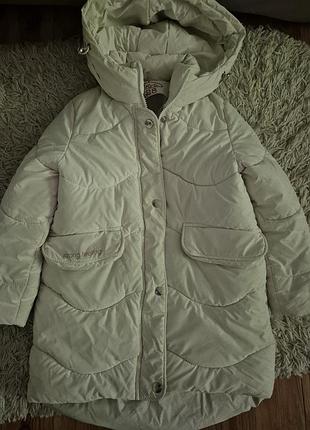 Пальто зимнее на девочку р.128-134