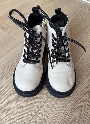 Шкіряні осінні черевички