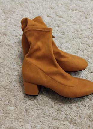 Полусапожки замшевые divided