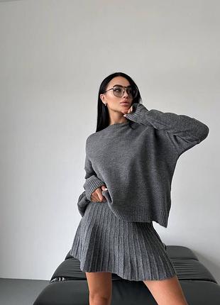 Повсякденний костюм зі спідницею міні плісе кофта светр м’яка в’язка 70% вовна