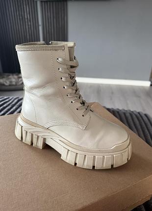 Зимові ботинки