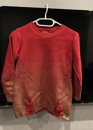 Светр червоний