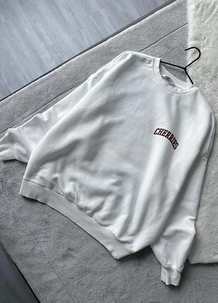 Свитшот с вишнями