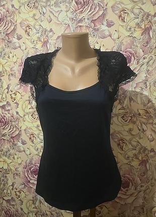 Черная футболка/блуза с кружевом