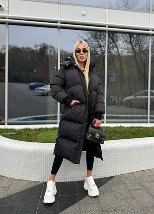 Куртка пуховик з капюшоном довга чорна жовта рожева блакитна біла зелена