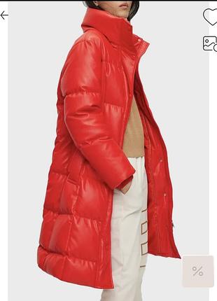 Жіноча зимова куртка hugo boss з екошкіри.