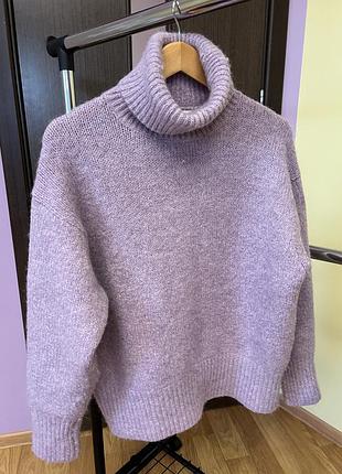Светр жіночий шерстяний