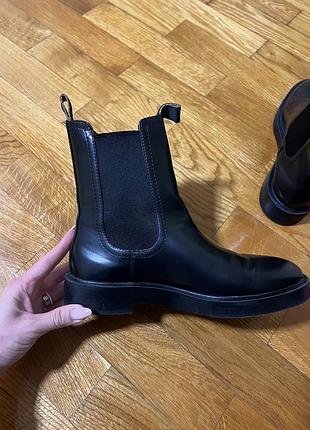 Ботінки челсі h&m в розмірі 39! ідеальний стан