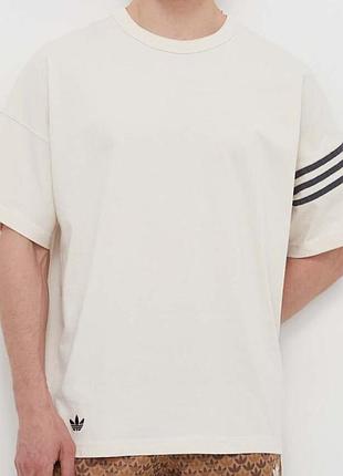 Футболка adidas на розмір xl