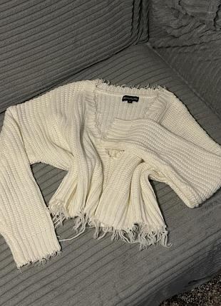 Светр молочний жіночий оверсайз