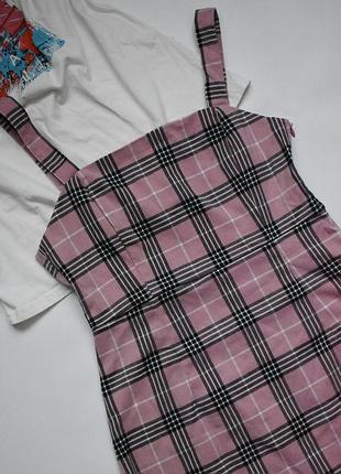 Актуальний пудровий сарафан сукня в клітинку по фігурі h&m