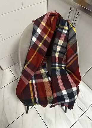 Шарф, шалик в клітинку