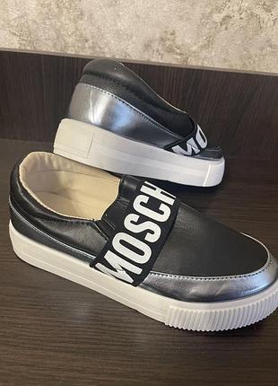 Мокасини сліпони кеди москіно love moschino