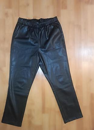 Брюки брюки из искусственной кожи утеплены