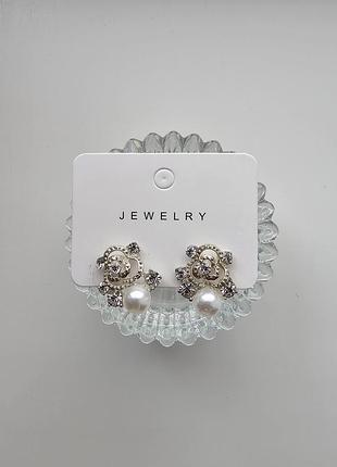 Серебряные серьги с жемчужинами