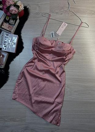 Сукня зі стразами