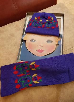 Красивый набор шапочка и шарф на малыша