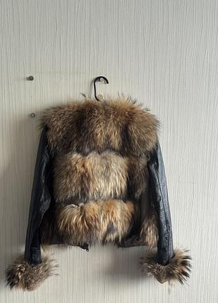 Кожана куртка з лисою